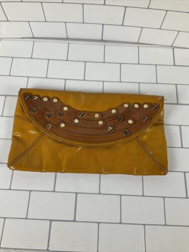 TORY BURCH | PRE-OWED Mustard Yellow Crossbody MISSING CHAIN (6922813178039)